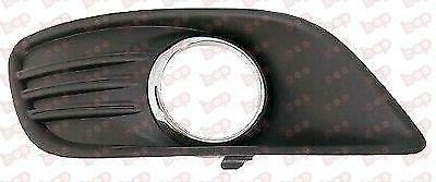 FORD FOCUS FRONT BUMPER FOG GRILLE WITH HOLE RIGHT DRIVER CHROME 2008 - 2012