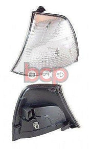 TOYOTA HI-ACE 2006 - 2011 FRONT INDICATOR LAMP LEFT PASSENGER SIDE
