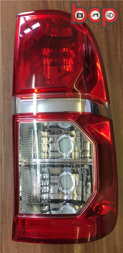 TOYOTA HI LUX 2012 -2016 REAR LIGHT LEFT PASSENGER SIDE NEW 815610K150
