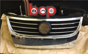 VW TOURAN 2007 - 2010 FRONT MAIN GRILLE CHROME & BLACK NO BADGE NEW