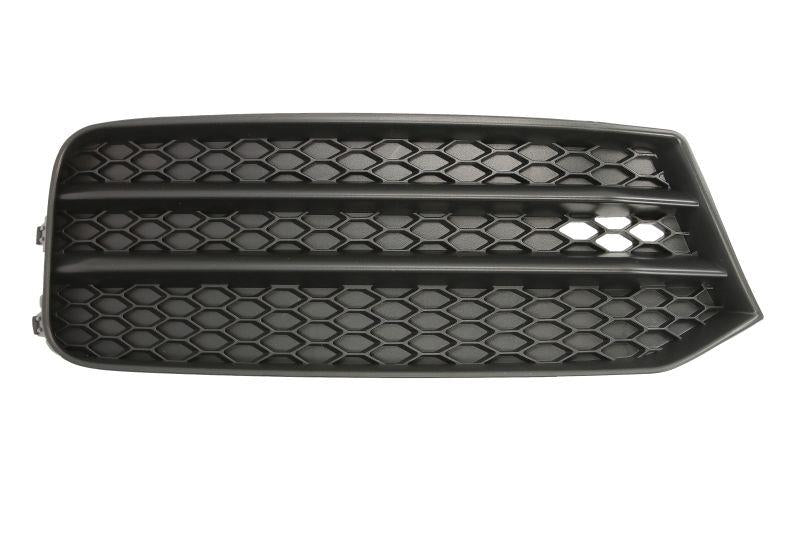 AUDI A1 2014 - 2018 FRONT BUMPER LOWER RIGHT GRILLE NO FOG DRIVERS SIDE BLACK