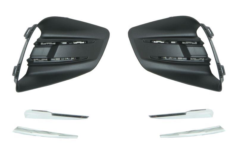 RENAULT CLIO 2019 - 2023 FRONT BUMPER GRILLE  BOTH LEFT & RIGHT CHROME NO FOG