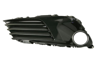 TOYOTA AURIS 2015 – 2019 FRONT FOG GRILLE TO TAKE CHORME TRIM PASSENGER LEFT