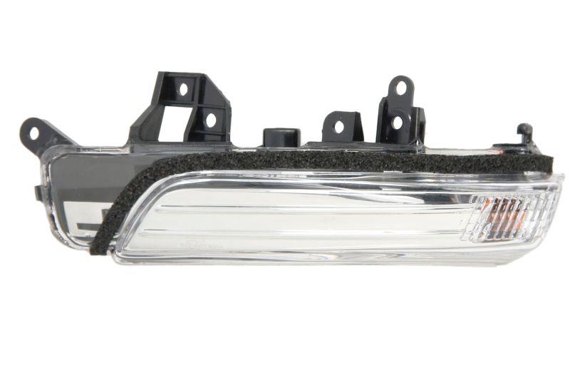 TOYOTA PRIUS PLUS 2012 – 2020 DOOR MIRROR INDICATOR PASSENGER SIDE LEFT