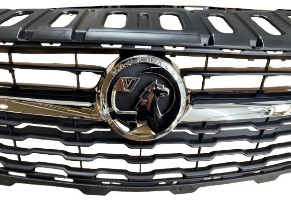 VAUXHALL CORSA E 2015 - 2019 MAIN GRILLE WITH CHROME RADIATOR TOP BADGE GRILLE