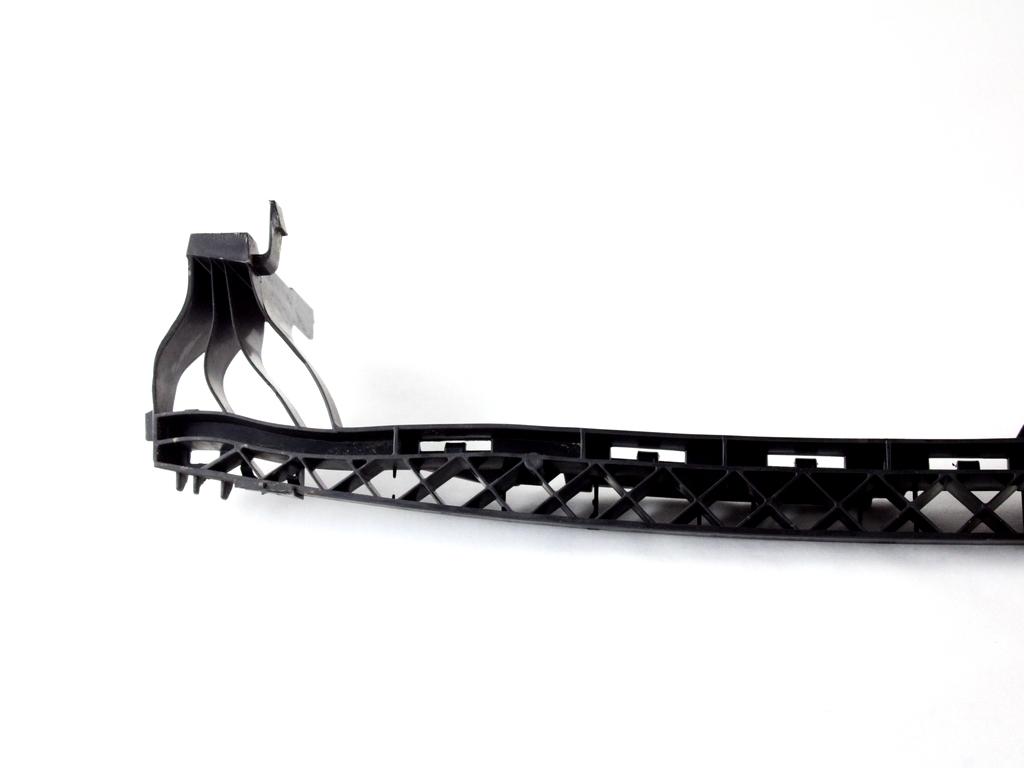 VW GOLF MK7 2013 – 2017 FRONT BUMPER CENTRE GRILLE SUPPORT BRACKET HOLDER NEW